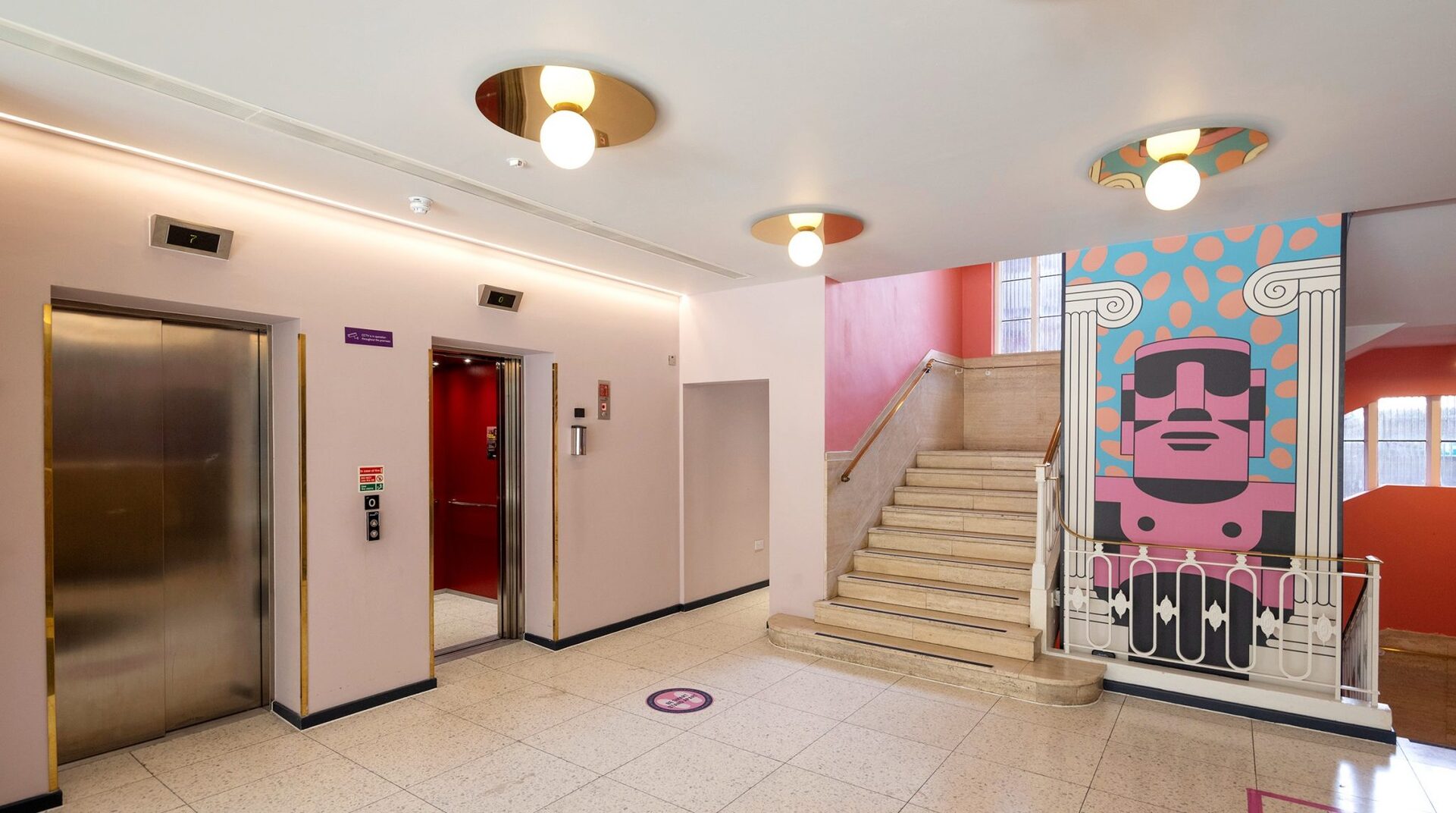 2OronaDay2081-2048x1143