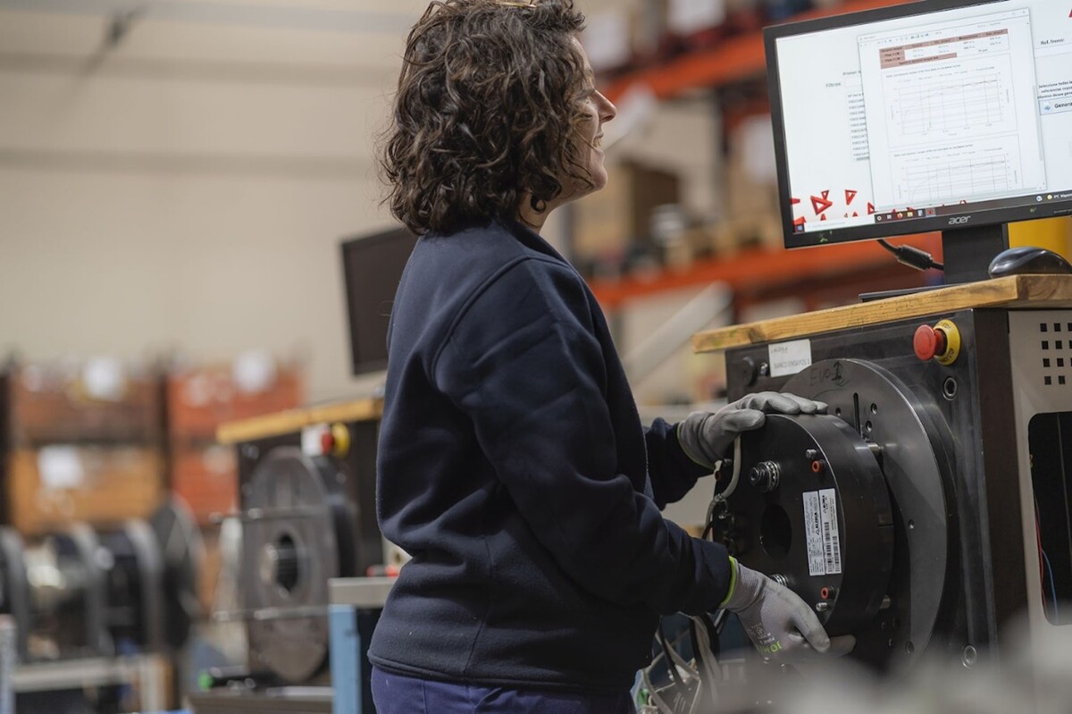 Cac-nha-san-xuat-phanh-may-keo-thang-may-noi-tieng-tren-the-gioi-6-1