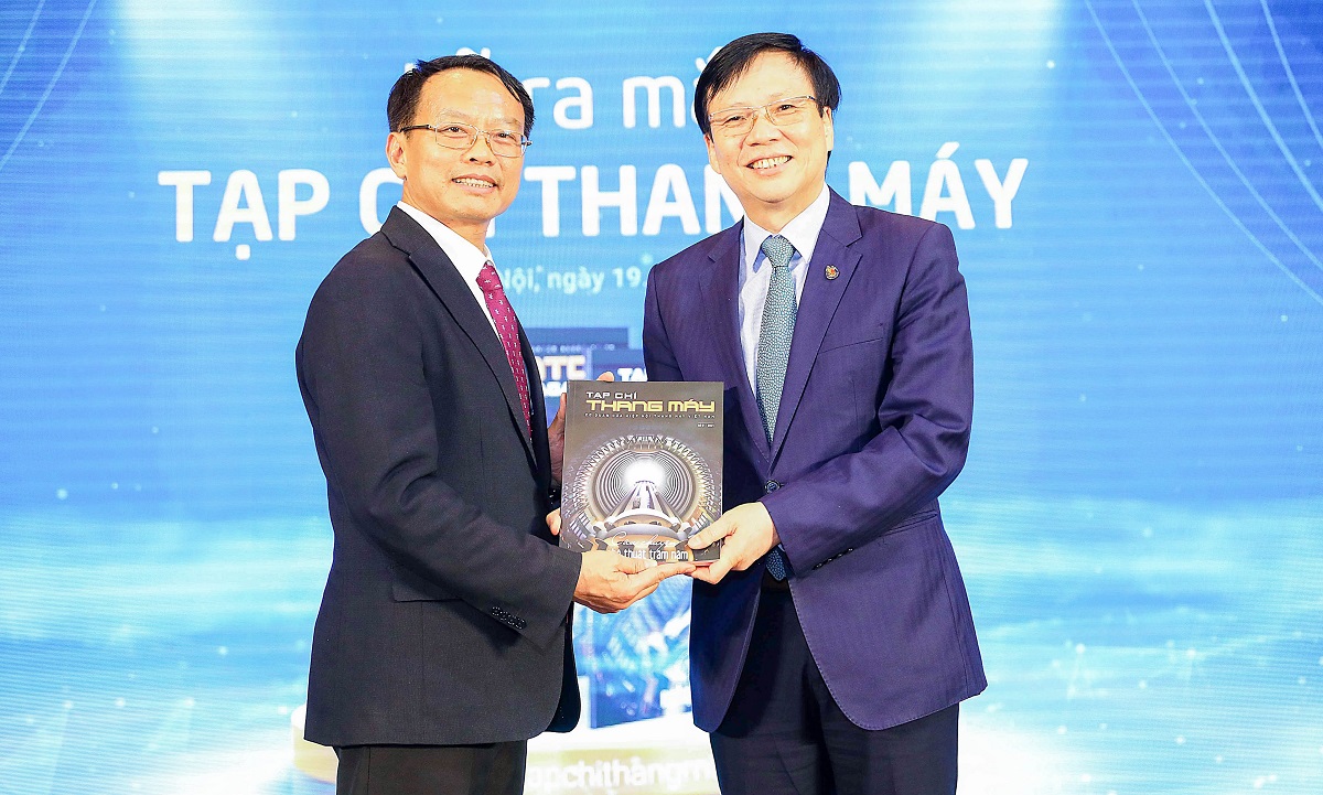 Loi-di-cho-tap-chi-thang-may-01