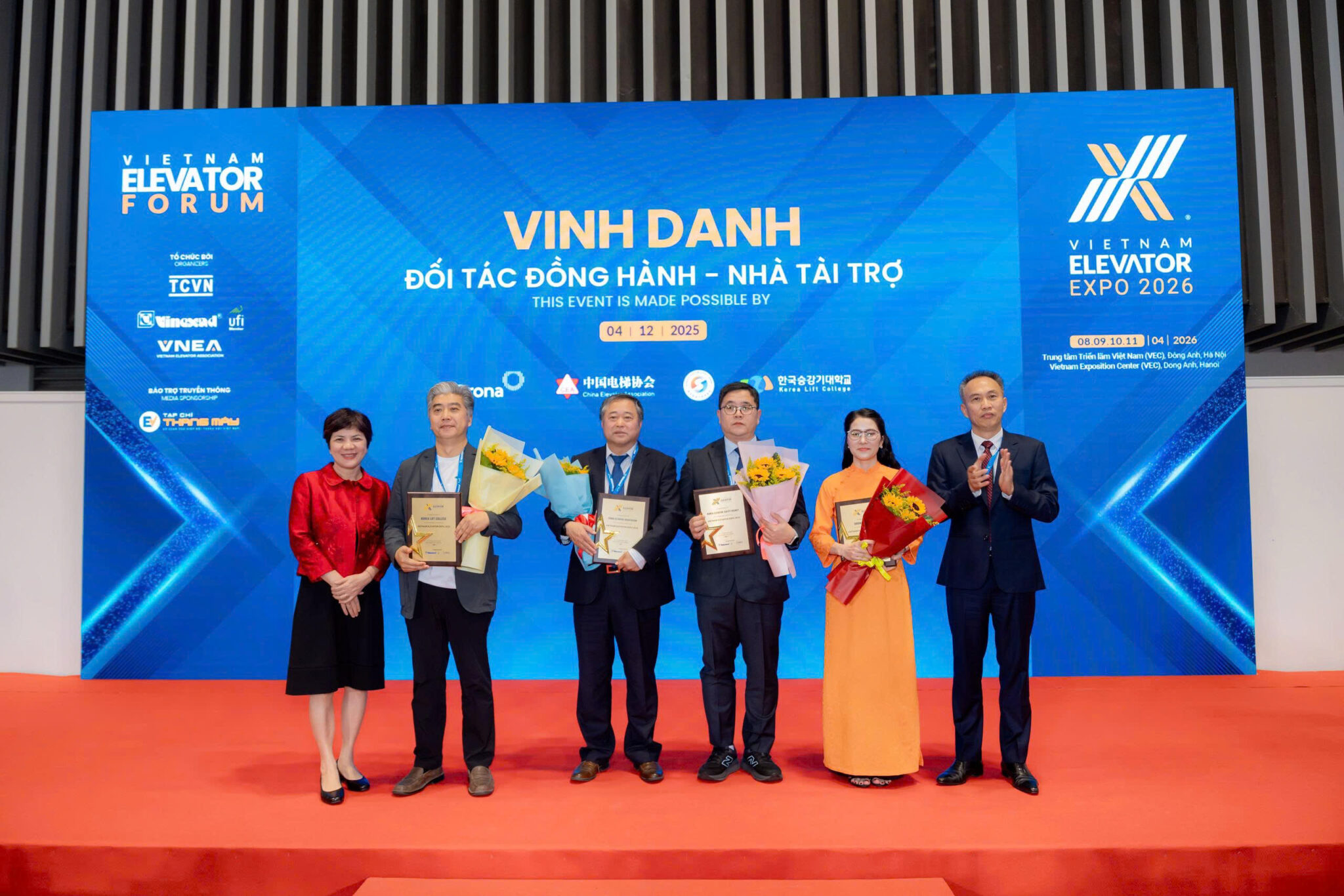 anh-toan-canh-toa-dam-quoc-te-lay-y-kien-du-thao-tieu-chuan-quoc-gia-nganh-thang-may-viet-nam-6-2048x1366