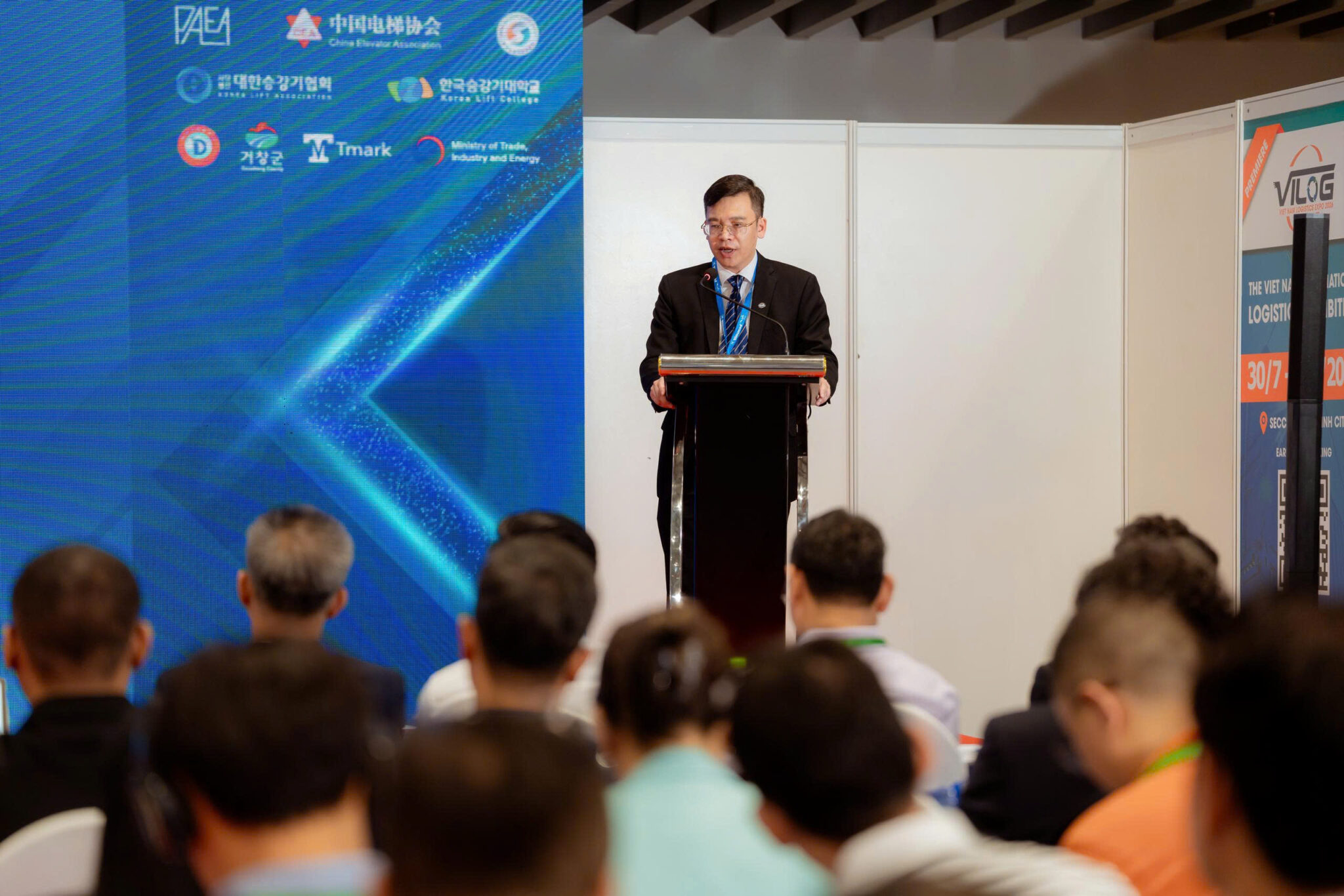 ba-nhiem-vu-trong-tam-trong-chien-luoc-tieu-chuan-hoa-thang-may-giai-doan-2025-2030-6-2048x1366