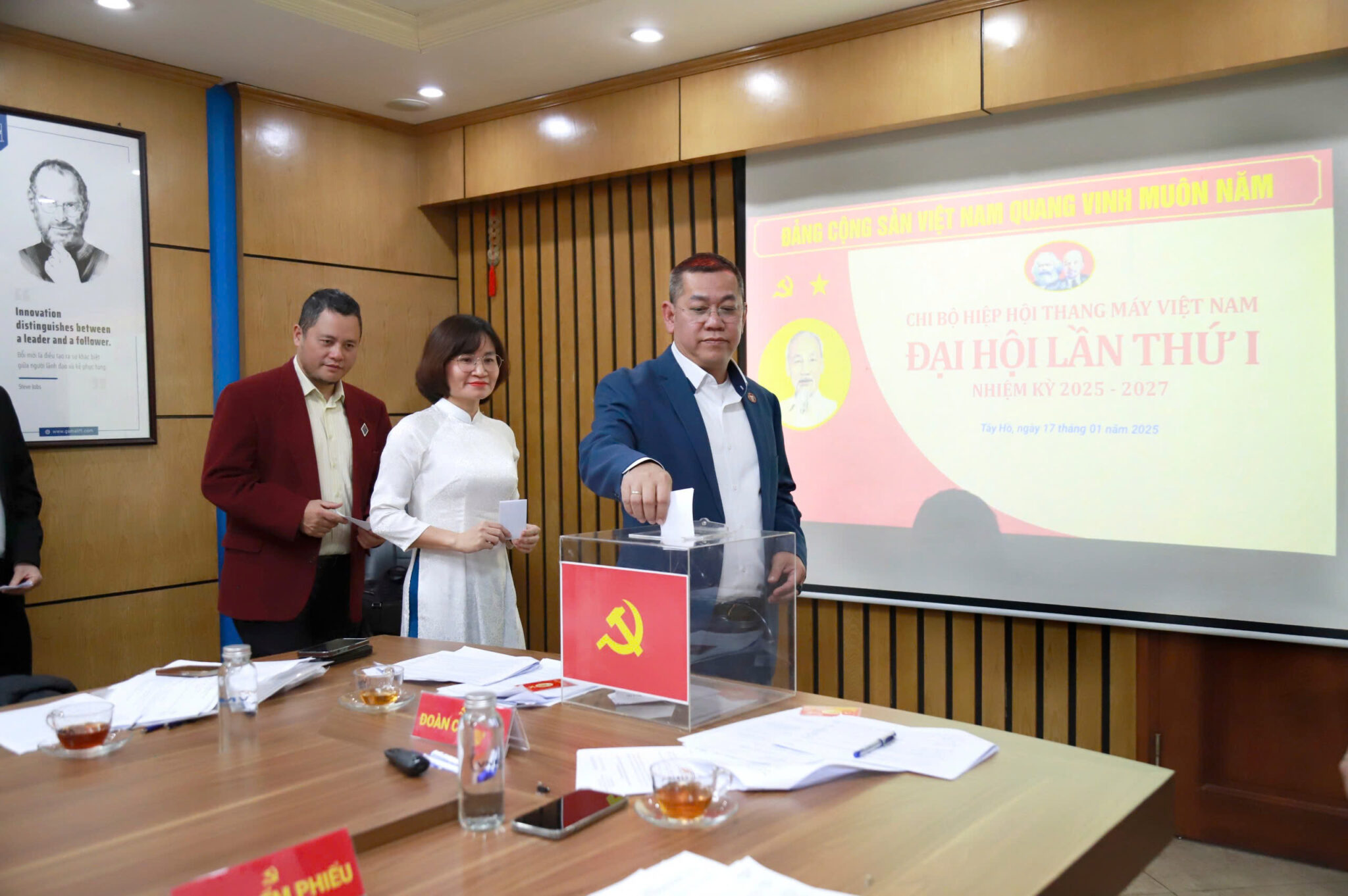 Chi-bo-Hiep-hoi-Thang-may-Viet-Nam-to-chuc-Dai-hoi-lan-thu-I-2-2048x1362