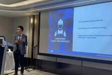 Vietnam unveils elevator safety service app on the global stage