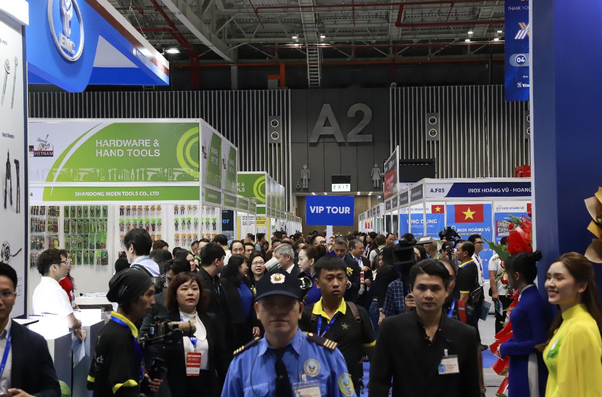 Vietnam-Elevator-Expo-2024-10