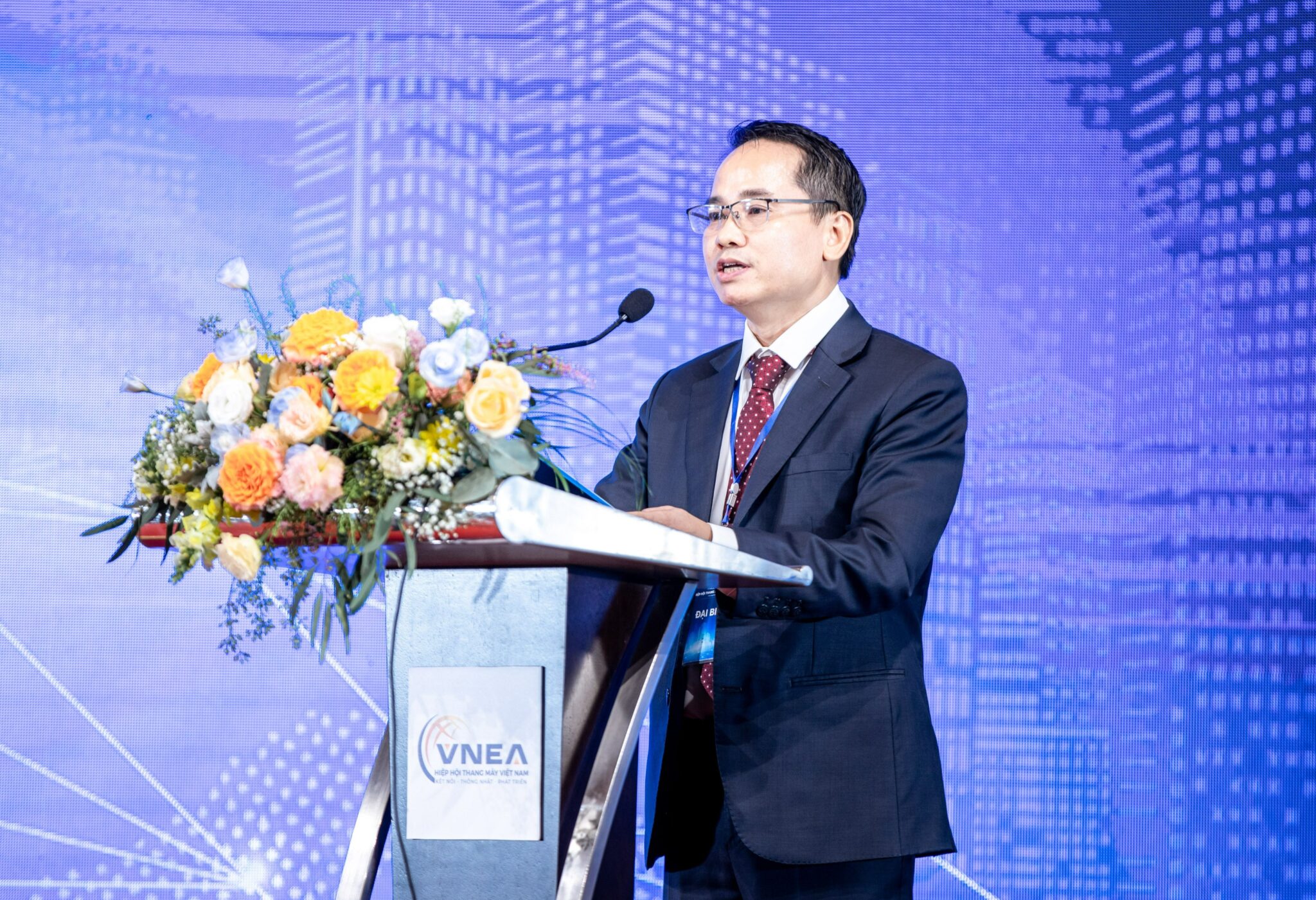 Xay-dung-Tieu-chuan-co-so-nganh-Yeu-cau-an-toan-chung-trong-quan-ly-su-dung-bao-tri-va-sua-chua-thang-may-1-2048x1401